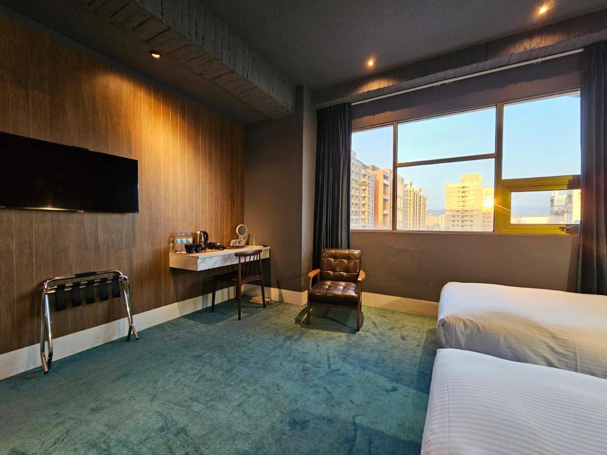 Modern Inn Taichung Exterior foto